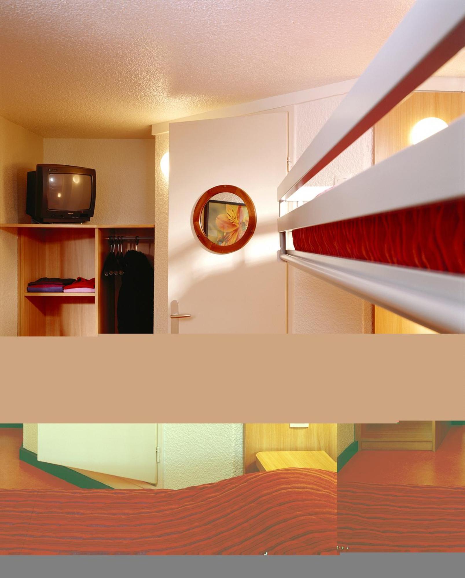 พรีเมียร์ คลาส ลีล เวสท์ ลอม Hotel ลีลล์ ภายนอก รูปภาพ